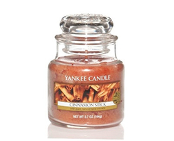 Fotoja e Qiri aromatik Yankee Candle Cinnamon Stick 104 g