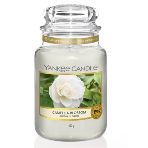 Fotoja e Qiri aromatik Yankee Candle Camellia Blossom, 623 g