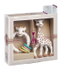 Fotoja e Seti Sophie la Girafe – Gjirafa Klasike & Unaza me Ngjyra, Picture 3