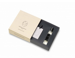 Fotoja e Set aromatizues Cereria Mollá Bulgarian Rose & Oud, Sprej parfumi shtëpiak Rose & Oud 15 ml + Varëse qeramike e parfumosur