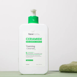 Fotoja e Face Facts Ceramide Foaming Cleanser 400ml