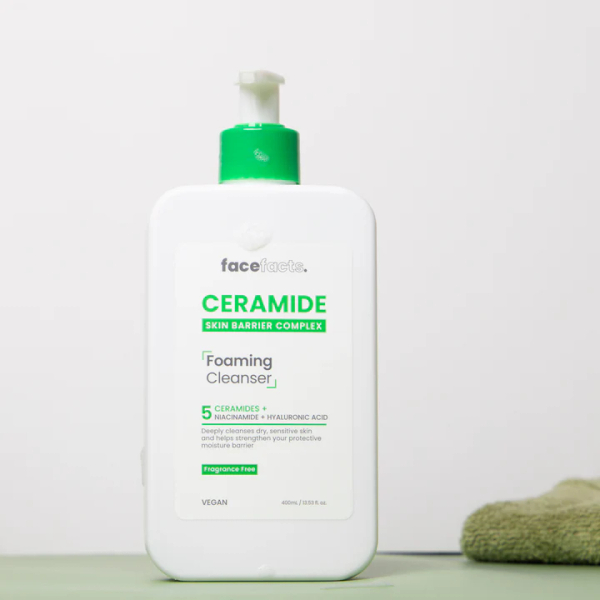Fotoja e Face Facts Ceramide Foaming Cleanser 400ml
