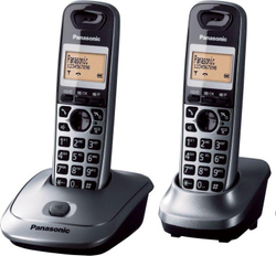 Fotoja e Telefon Panasonic KX-TG2512PDM, me 2 aparate, i zi dhe argjendtë