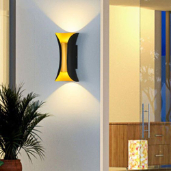Fotoja e Ndriçues Muri LED 2 × 3W | IP65 | 3CCT |