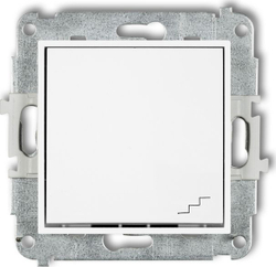 Fotoja e Ndërprerës shkalle Karlik Mini, IP20 / IP44, 250 V, 10 AX, i bardhë
