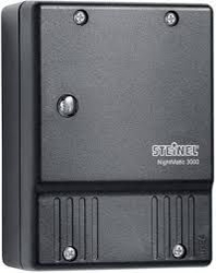Fotoja e Ndërprerës Steinel NightMatic, 1000 W, 230-240 V, 50 Hz, IP54, 3000 C, i zi