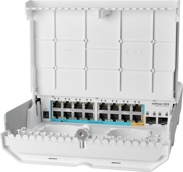 Fotoja e Ndërprerës Mikrotik CRS318