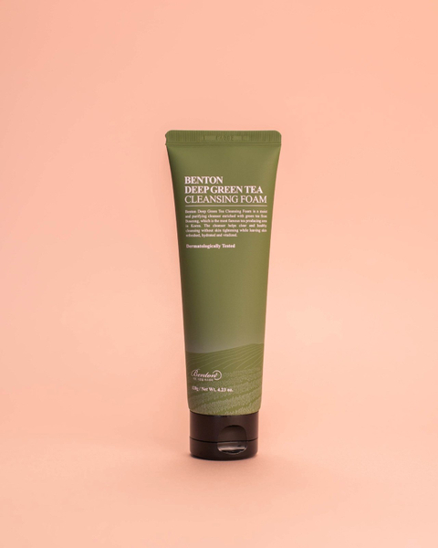 Fotoja e BENTON Deep Green Tea Cleansing Foam
