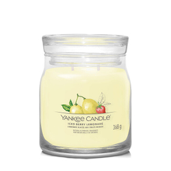 Fotoja e Qiri aromatik Yankee Candle Medium Iced Berry Lemonade, 368 g