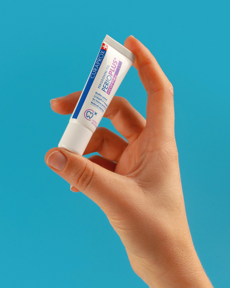 Xhel për mishin e dhëmbëve Curaprox Perio Plus + Focus, 10ml