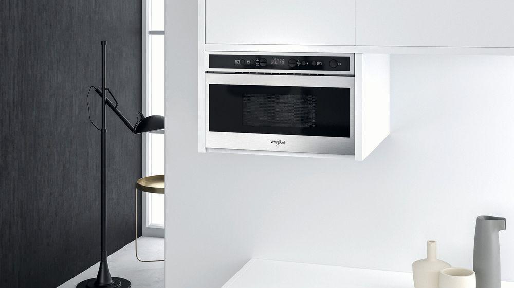 Mikrovalë Whirlpool W6 MN840, 750W, e argjendtë