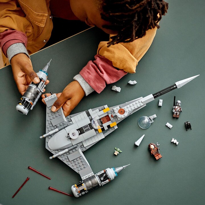 Set LEGO® Star Wars™ 75325 Mandalorian Fighter N-1