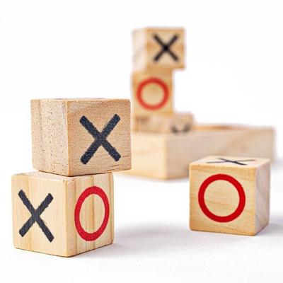 Lojë tavoline Bigjigs - tic-tac-toe prej druri