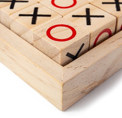 Lojë tavoline Bigjigs - tic-tac-toe prej druri