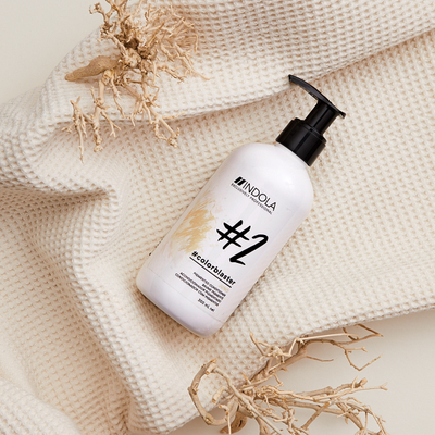 Balsam me pigment për flokë Indola, Juno, 300 ml