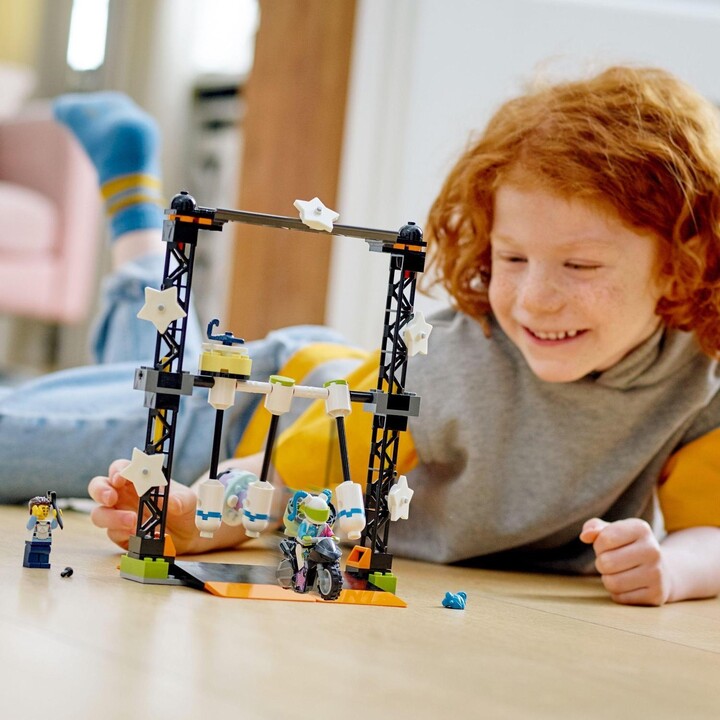Set lodër LEGO® City 60341 Hammer Stunt Challenge, 117 pjesë