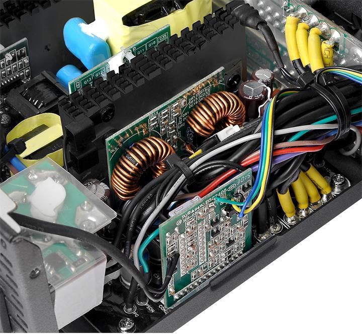 Burim energjie Thermaltake Toughpower Grand RGB PS-TPG-0650FPCGEU-R ATX, 650W
