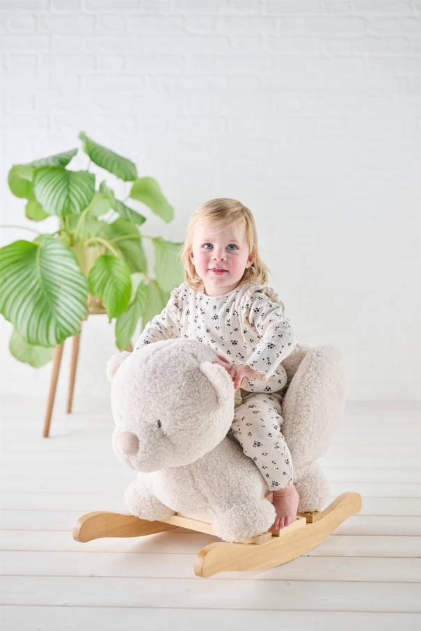 Karrige lëkundëse Nattou Bear Teddy, e kremtë