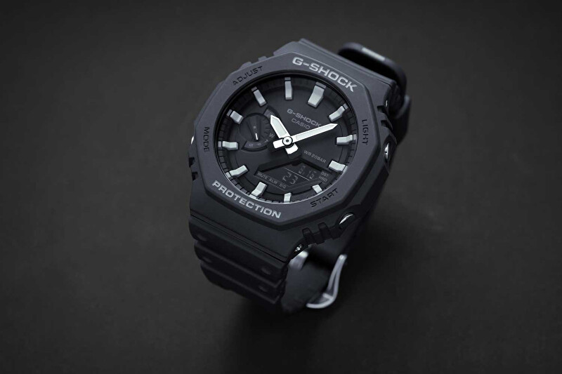Orë dore Casio G-Shock Original Carbon Core Guard GA-2100-1AER