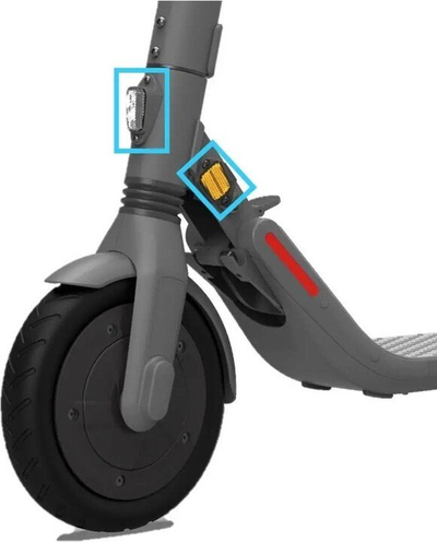 Skuter elektrik Ninebot E45E nga Segway, i zi