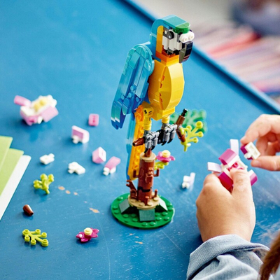 Set LEGO® Creator 31136 Exotic parrot, 253 pjesë