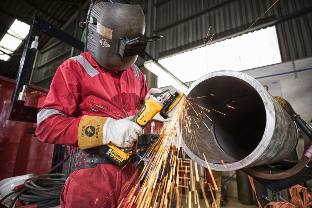 DEWALT XR Безжична Аголна Брусилка, 125 mm, 18V, 5.0Ah