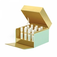Set produktesh trajtuese Valmont Intensive Care Time Master, 14 x 3 ml Set produktesh trajtuese Valmont Intensive Care Time Master, 14 x 3 ml