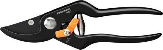 Gërshërë krasitëse Fiskars Solid P131, të zeza