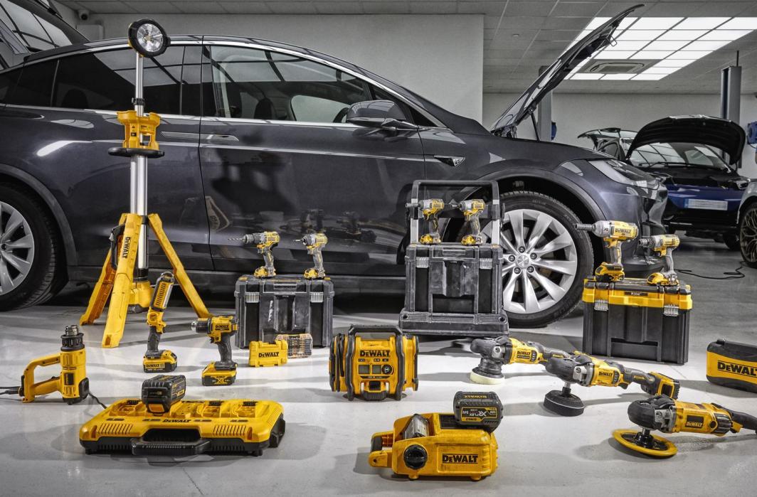 Dewalt Топлински Пистолет D26414, 2000 W