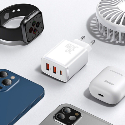 Karikues Baseus CCXJ-E02 2x USB-A 1x USB-C 3 A, i bardhë