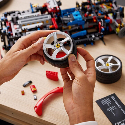 Set LEGO® Technic 42143 Ferrari Daytona SP3, 3778 pjesë