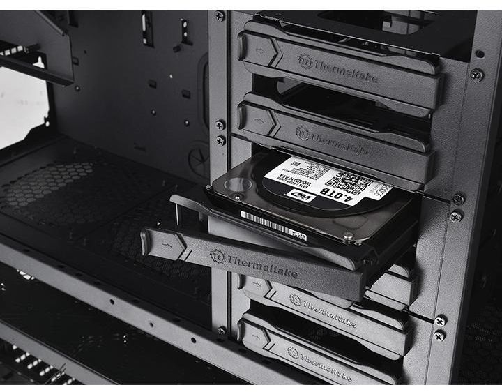Куќиште за компјутер Thermaltake View 91 RGB, Pазлични