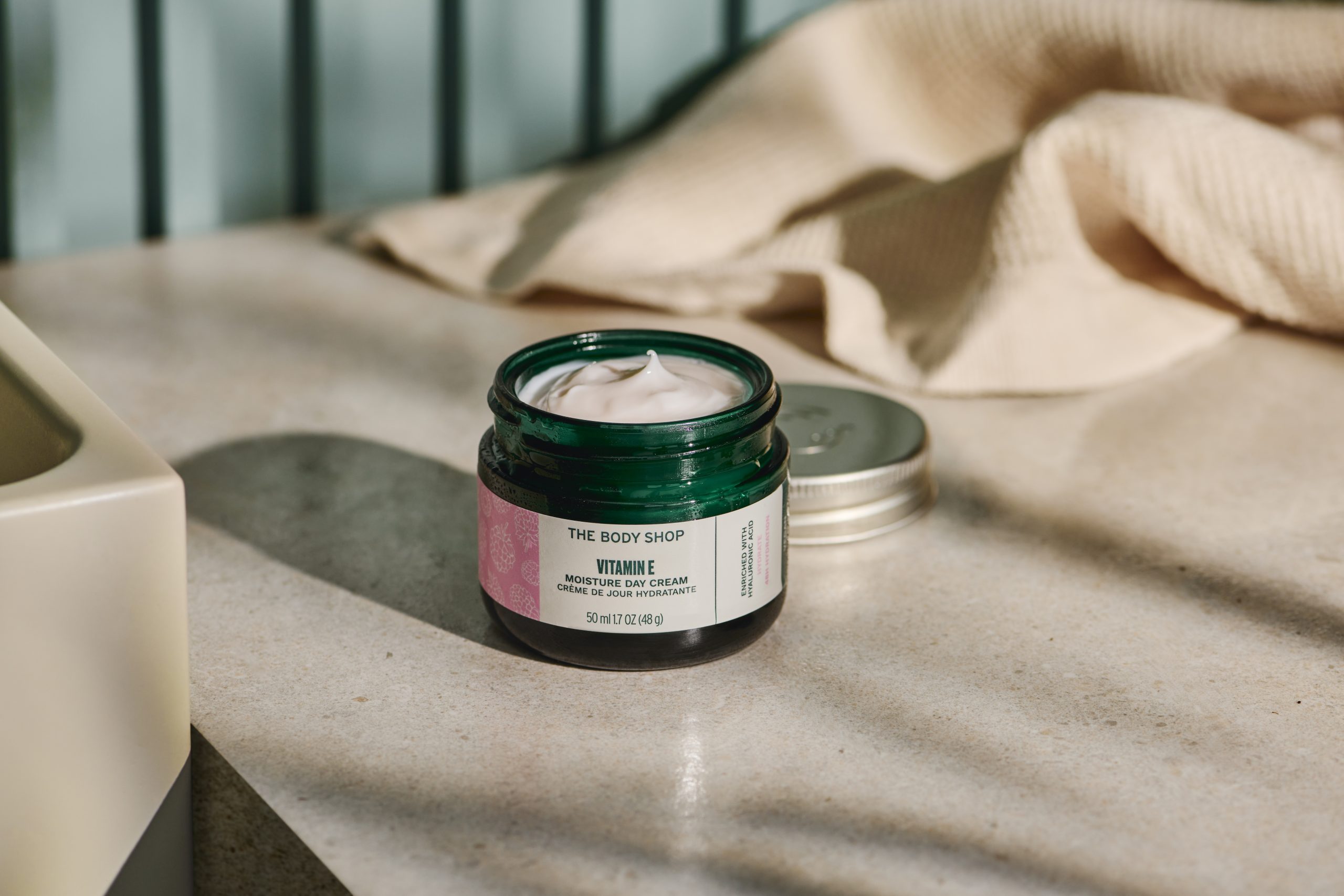 Krem dite për fytyrë The Body Shop, për hidratim, vitamin e