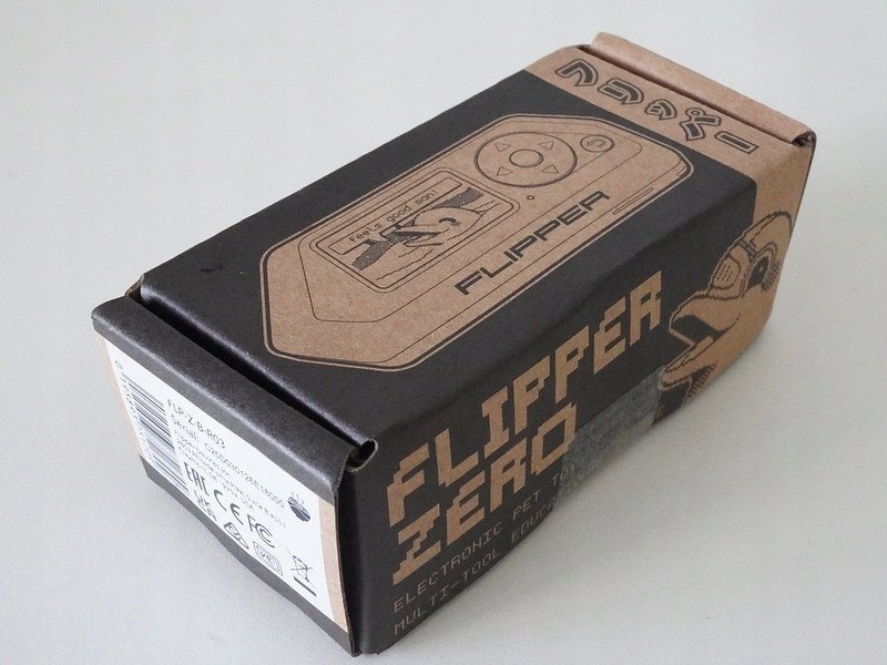 Pajisje multifunksionale Flipper Zero, Bluetooth RFID, e bardhë