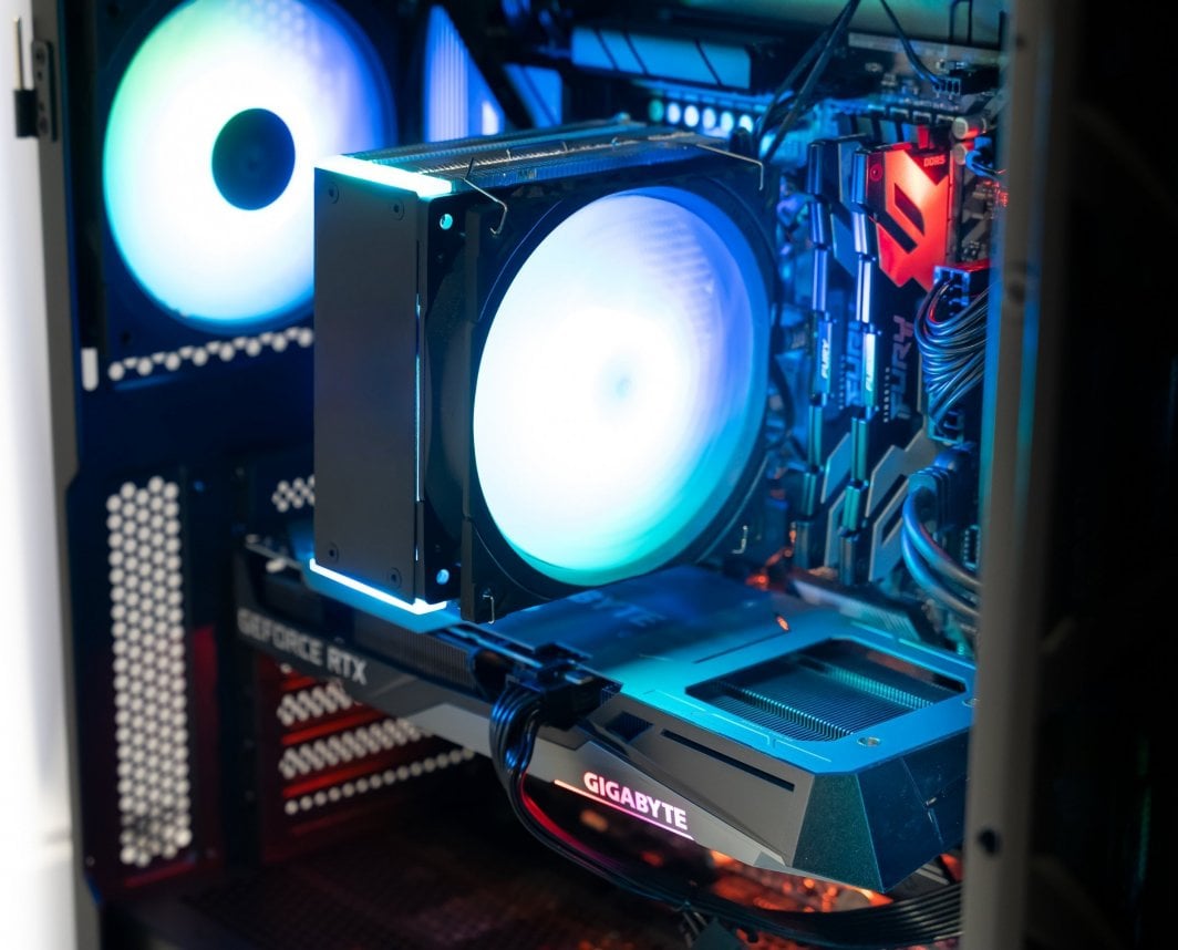 Kompjuter Nest PRO 800 ARGB Intel Core i5-13600K, 32 GB RAM, Nvidia RTX 4060 Ti, 512 GB M.2 SSD