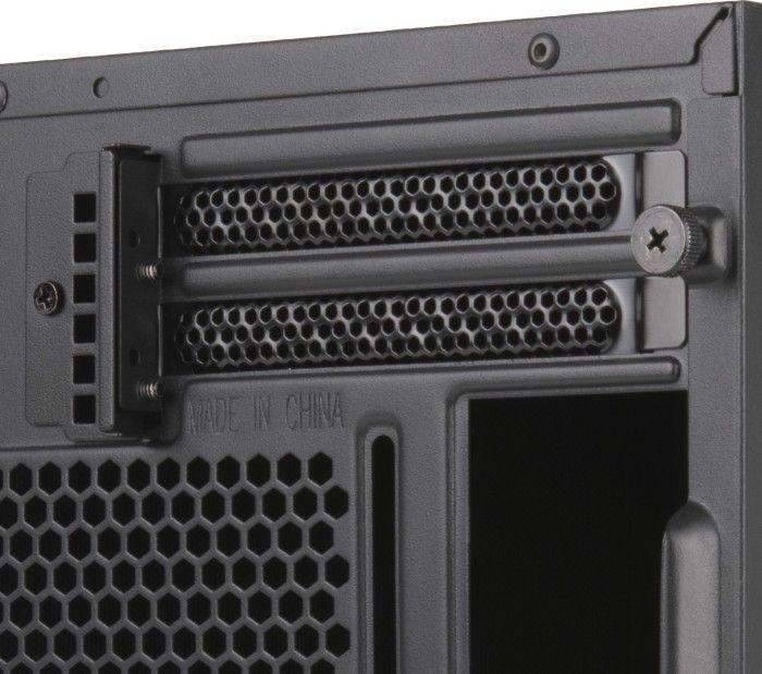 Куќиште за компјутер SilverStone Sugo 16, Црна, Small Form Factor