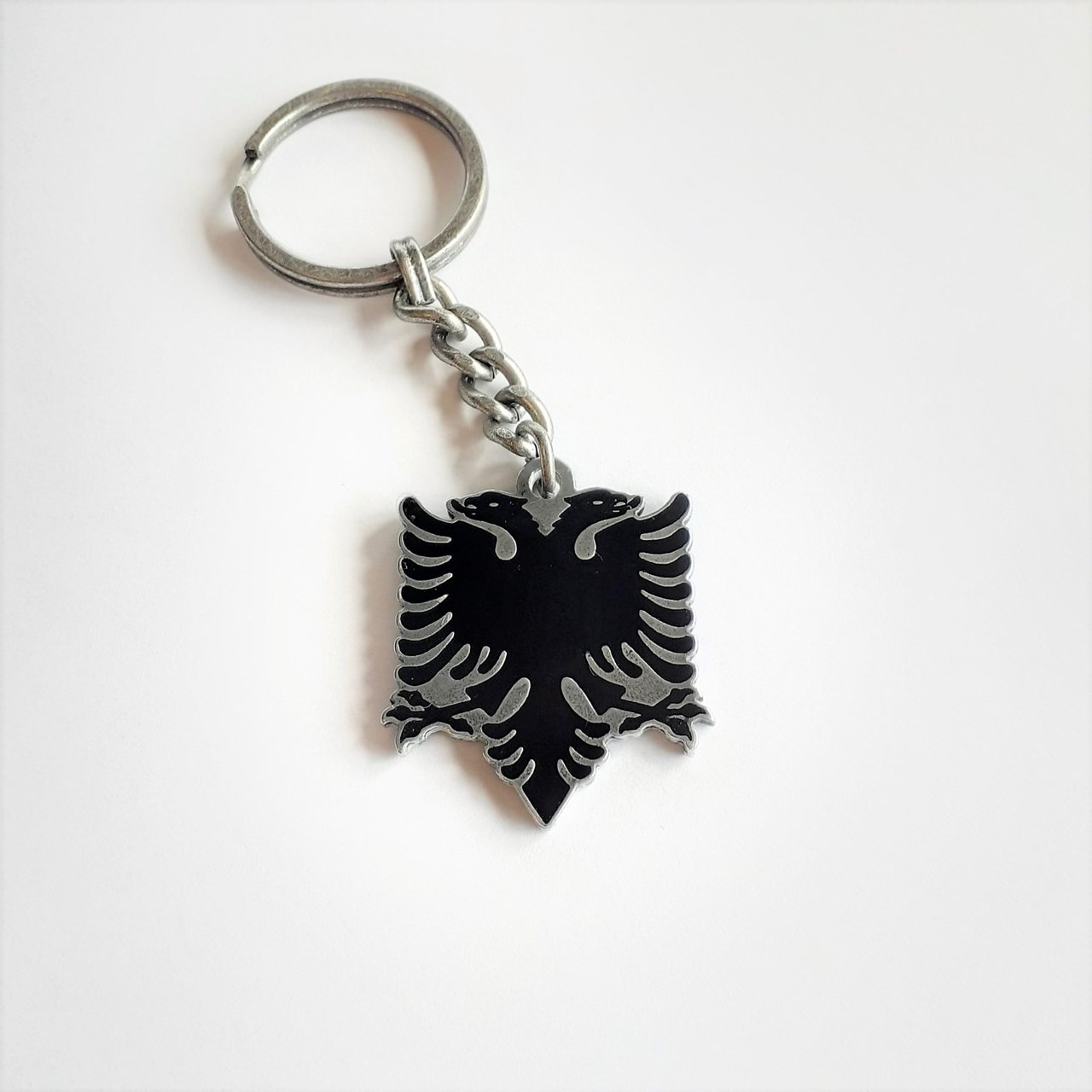 Varëse çelësash Rezniqi - Shqiponja shqiptare, metalike me ngjyrë të zezë