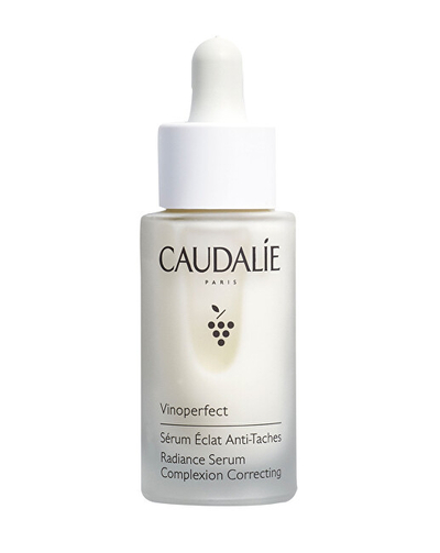 Serum ndriçues kundër njollave të pigmentit Caudalie Vinoperfect (Radiance Serum Complexion Correcting), 30 ml