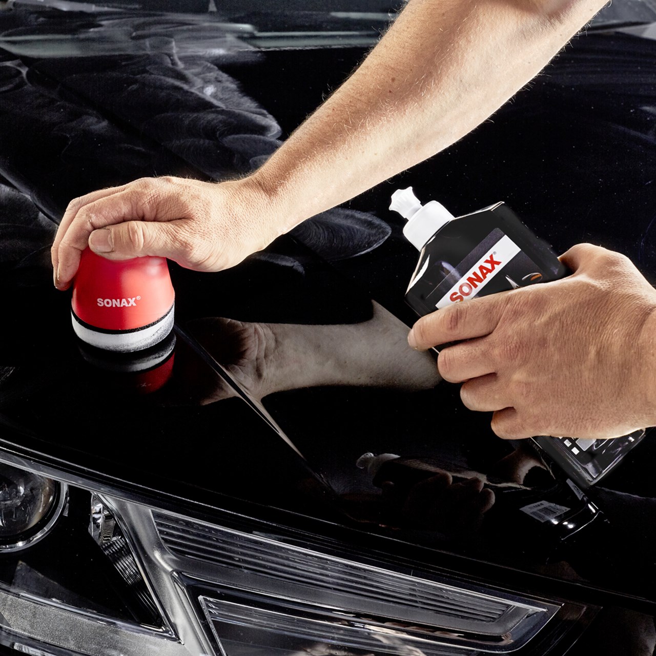 Polirues dhe wax me ngjyrë Sonax Nano Pro, 250 ml, zezë