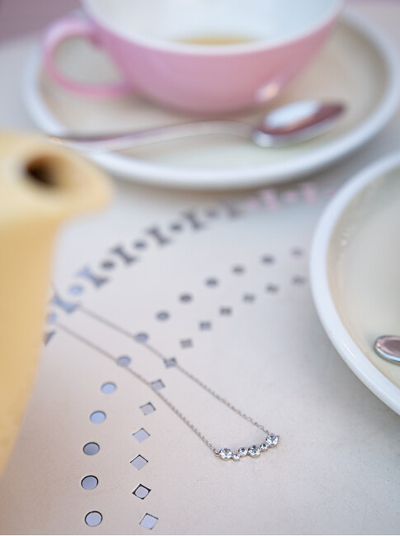 Qafore Hot Diamonds Tender DN147