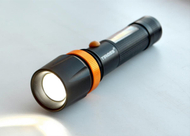 Llambë dore Tiross LED T6 XMLCOB 10W TS-1886 Llambë dore Tiross LED T6 XMLCOB 10W TS-1886