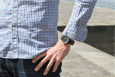 Orë e mençur Garmin Vivomove Classic, i zi