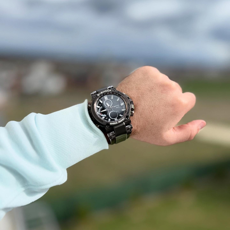 Orë dore G-Shock Army, e zezë/gjelbër