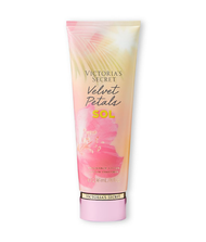 Losion për trup Victoria's Secret Velvet Petals Sol, 236ml Losion për trup Victoria's Secret Velvet Petals Sol, 236ml