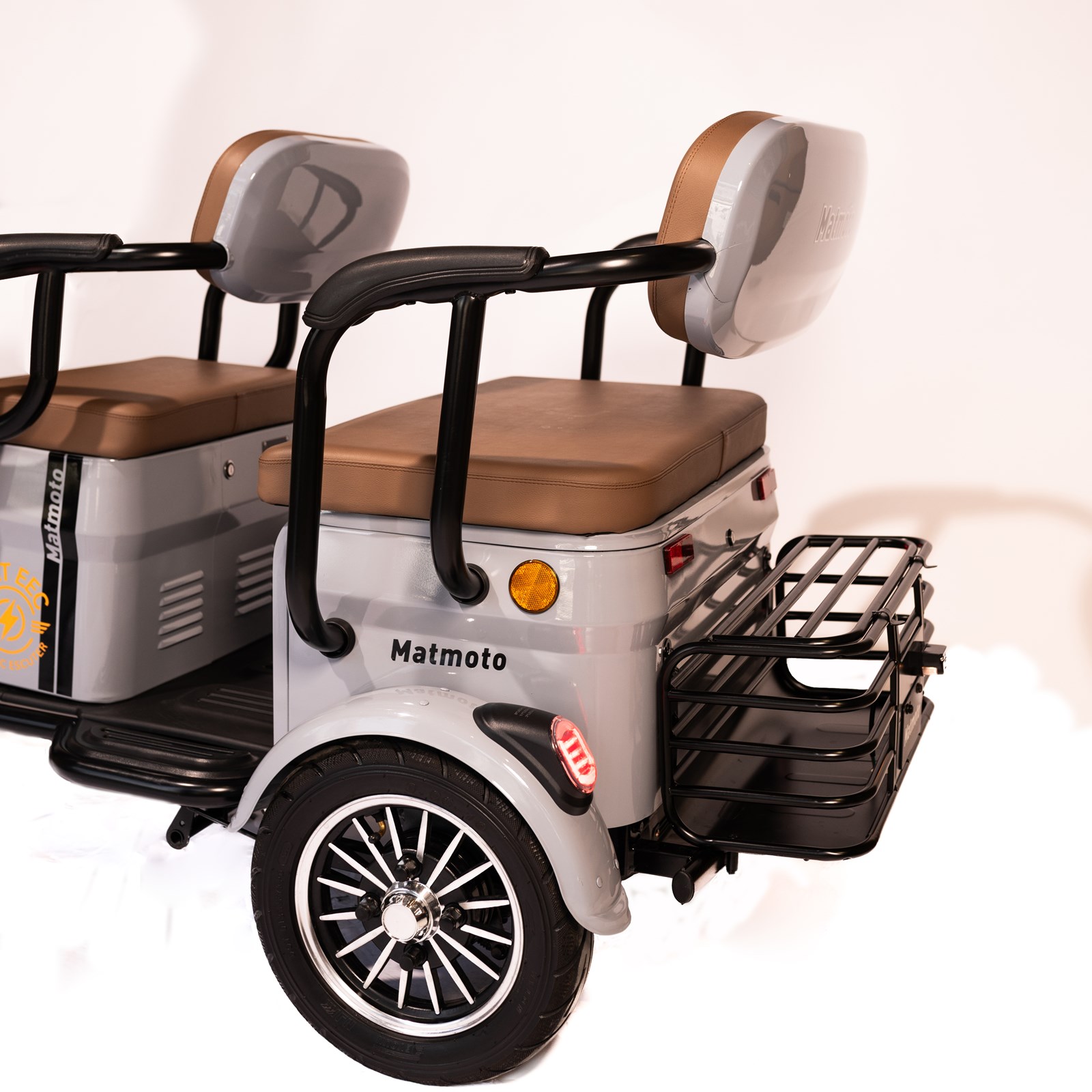 Skuter elektrik për 3 persona Mat Moto Motorcycle, 1800W, i bardhë/ kaftë