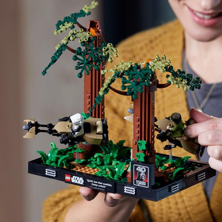 Lodër LEGO® Star Wars™ 75353