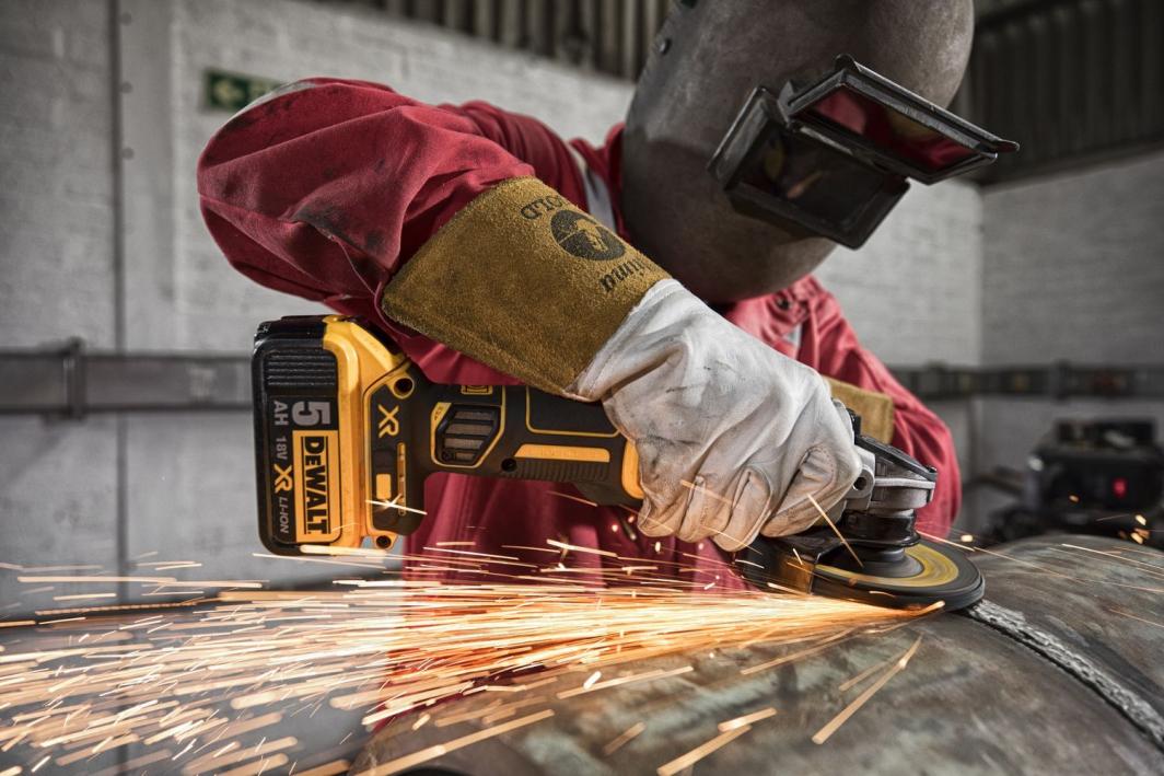DEWALT XR Безжична Аголна Брусилка, 125 mm, 18V, 5.0Ah