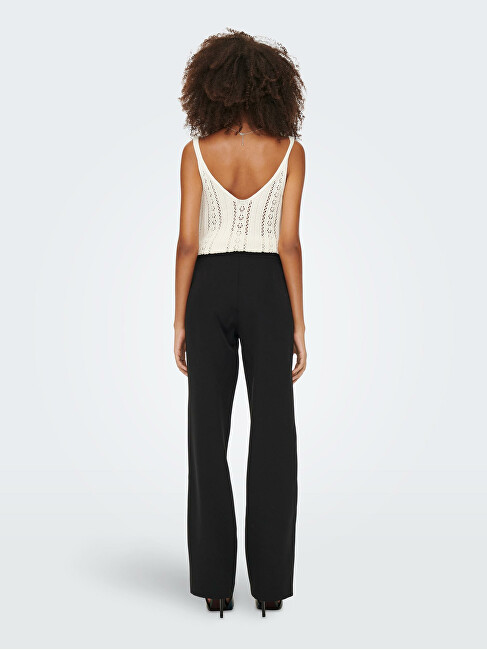Pantallona ONLY ONLLANA-BERRY Straight Fit, të zi