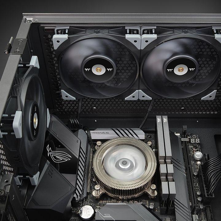 Ладилник Thermaltake Toughfan 12 (CL-F117-PL12BL-A), 120 мм