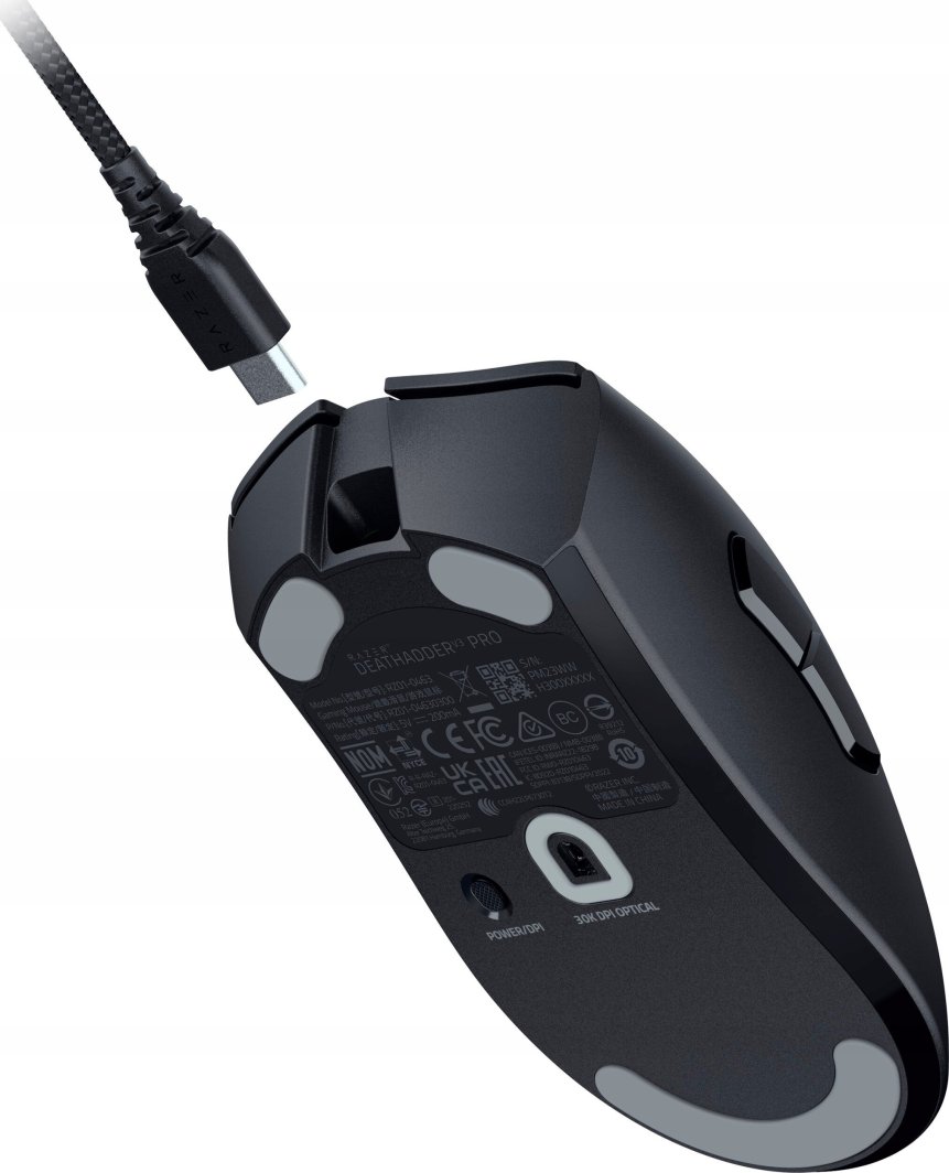 Razer DeathAdder V3 Pro Mouse + HyperPolling Dongle (RZ01-04630300-R3WL), црно